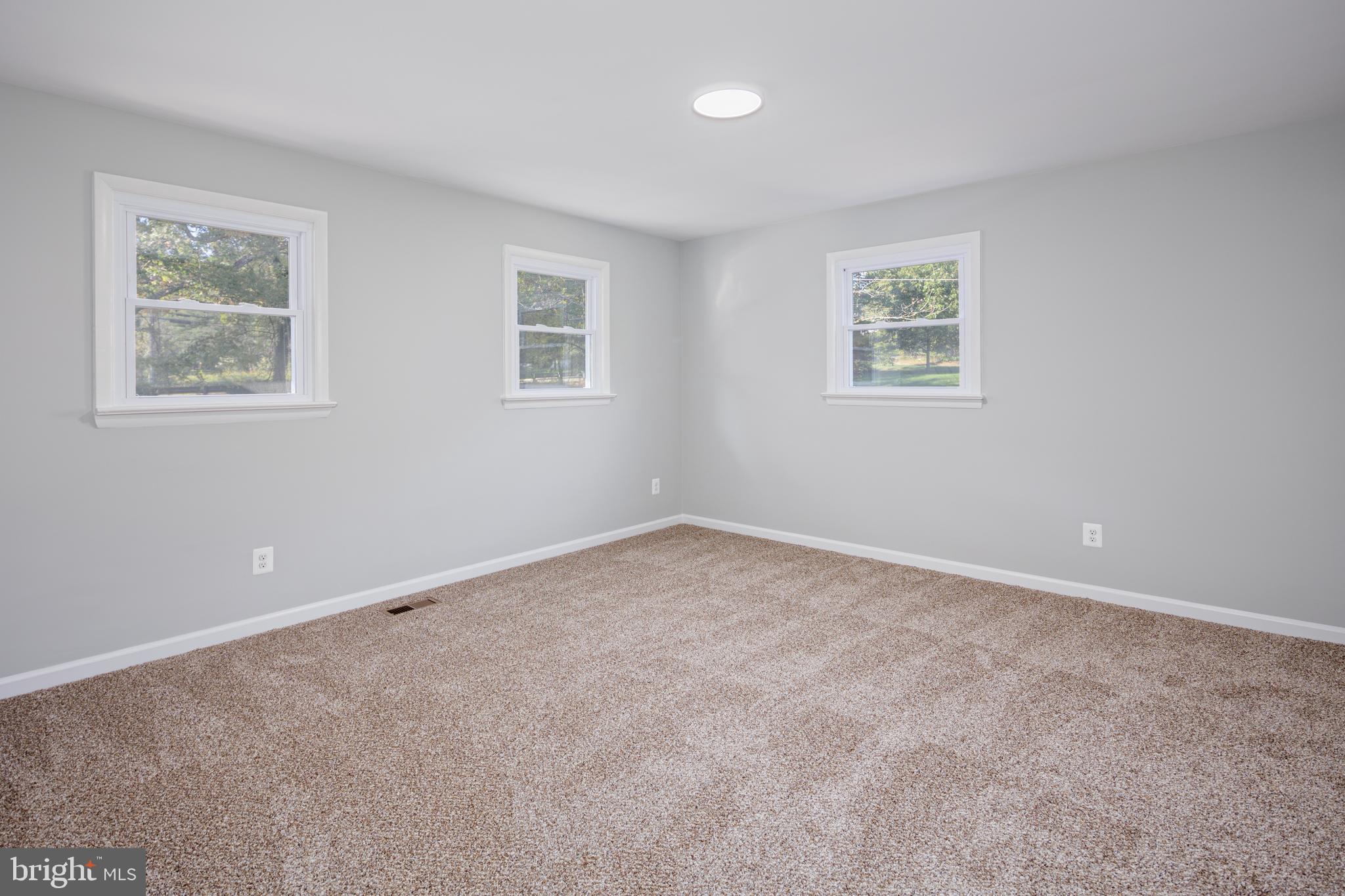 PERRY HALL - Residential