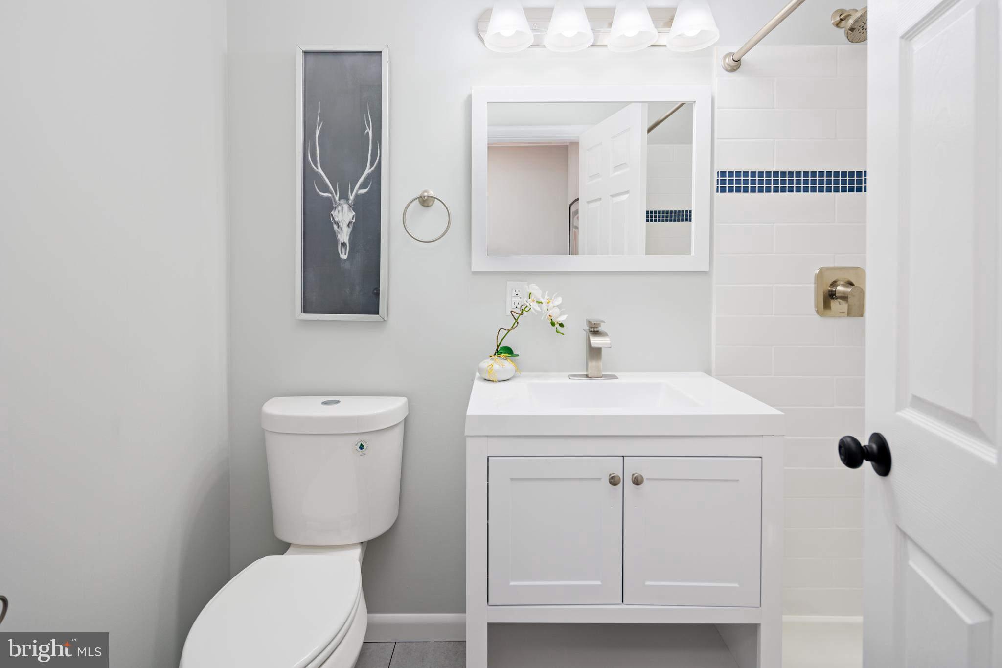 PERRY HALL - Residential