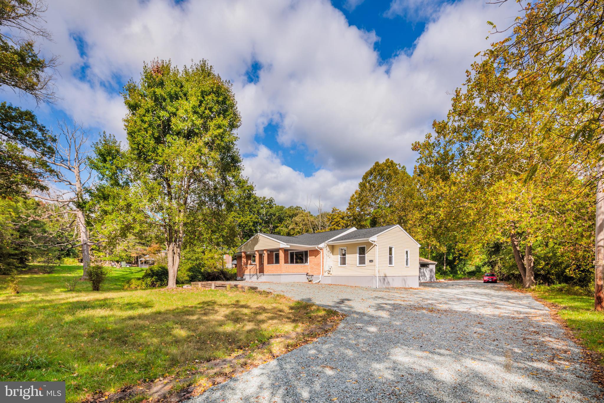 PERRY HALL - Residential