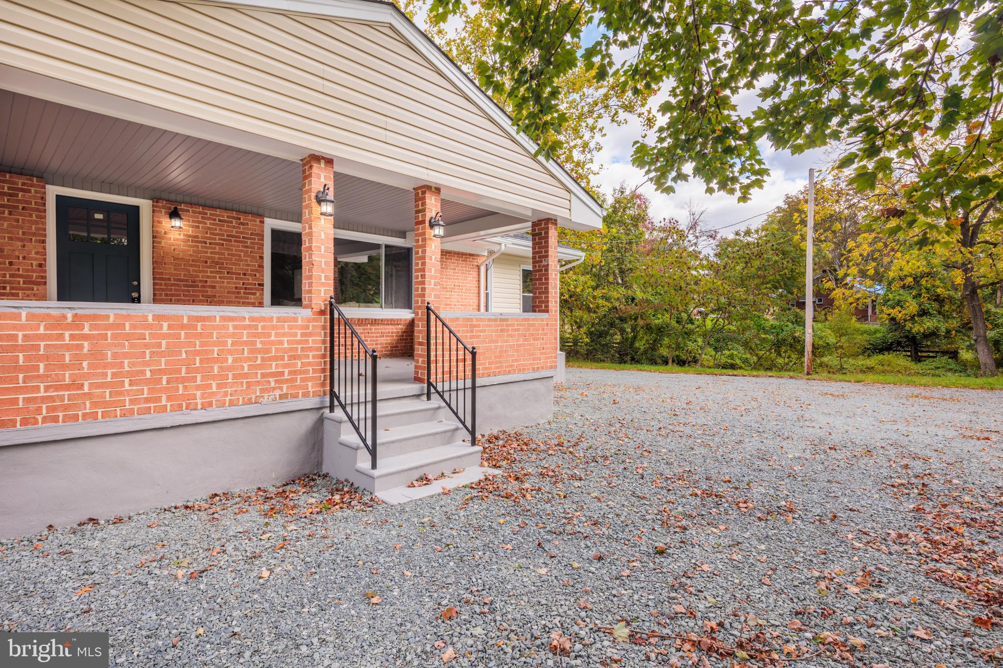 PERRY HALL - Residential