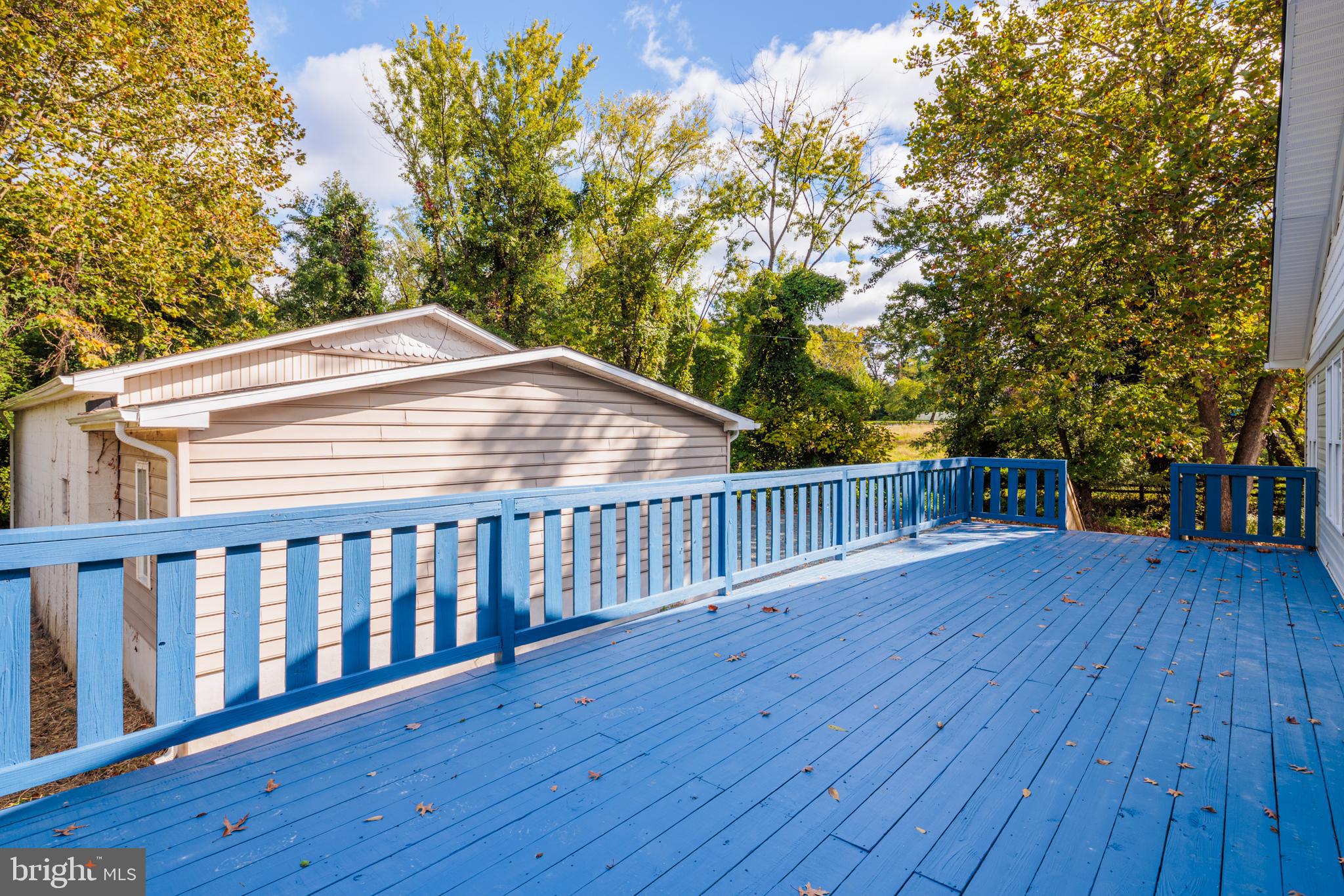 PERRY HALL - Residential