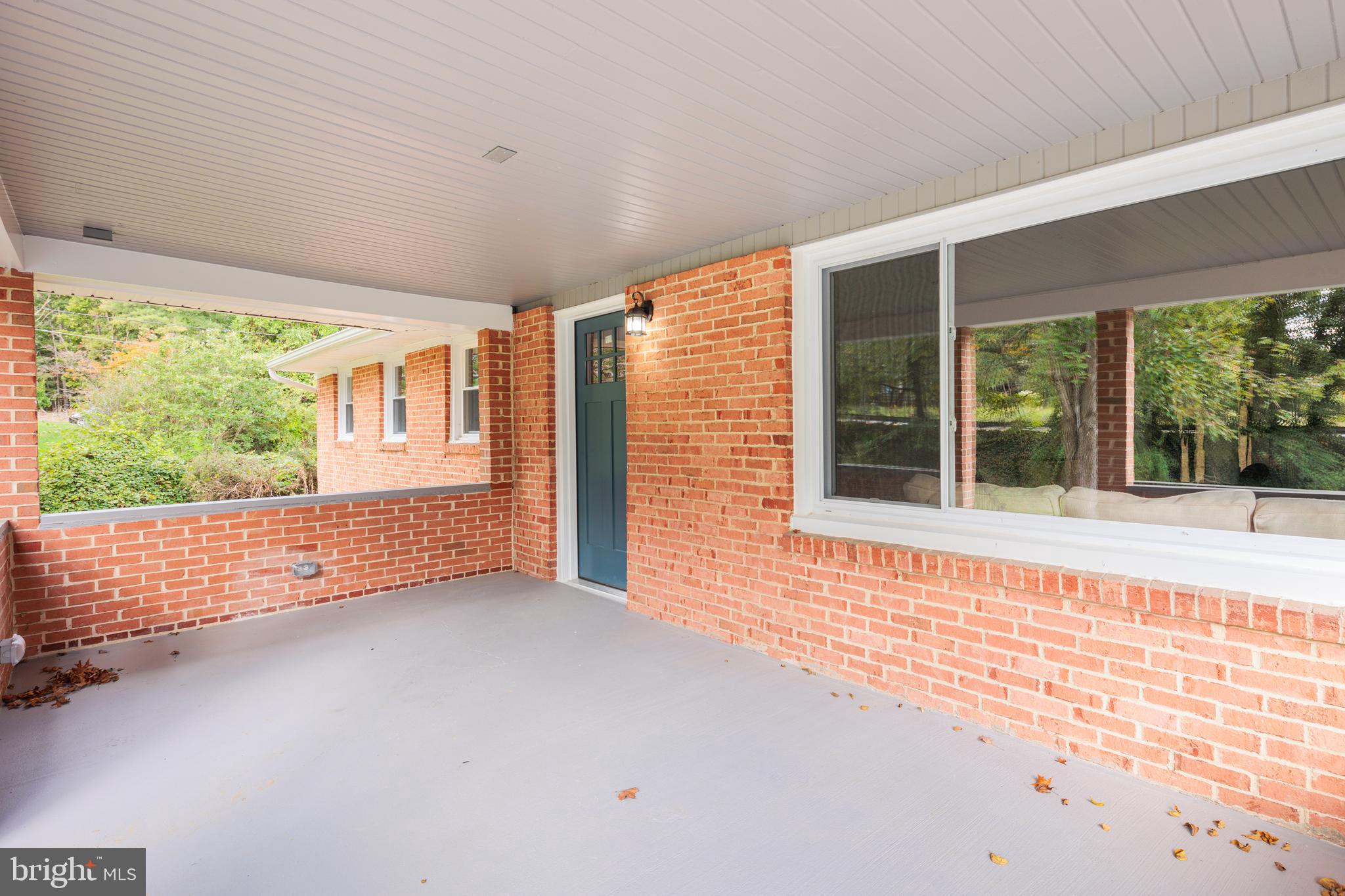 PERRY HALL - Residential