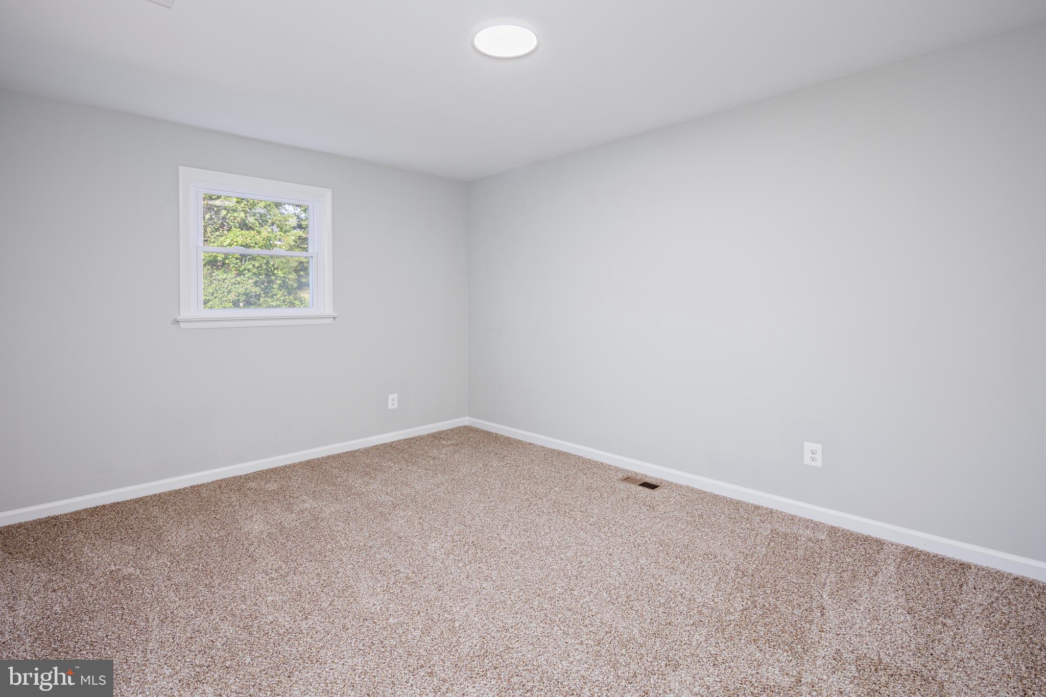 PERRY HALL - Residential