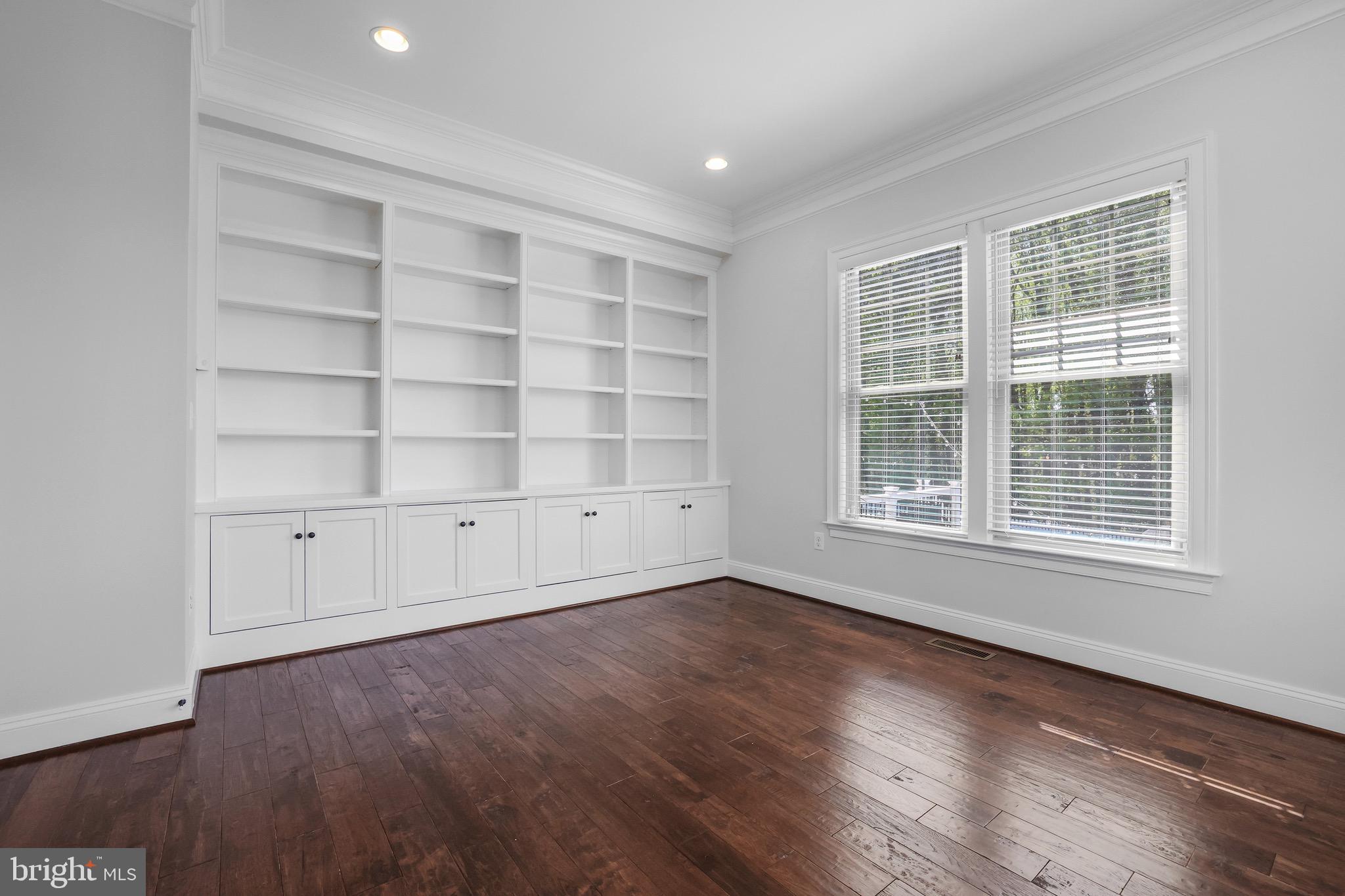 WINCOPIA FARMS - Residential