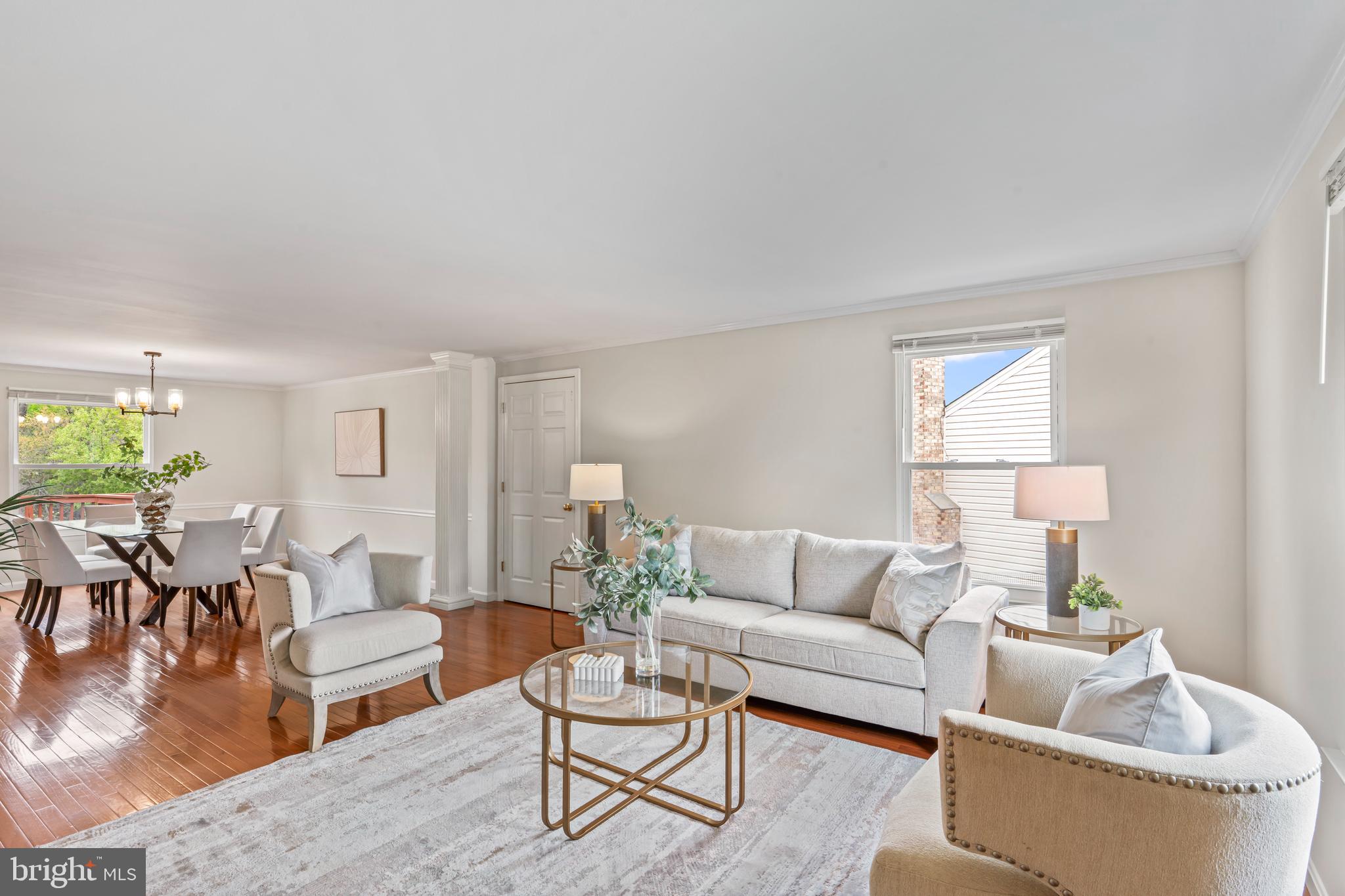 DERWOOD STATION - Residential