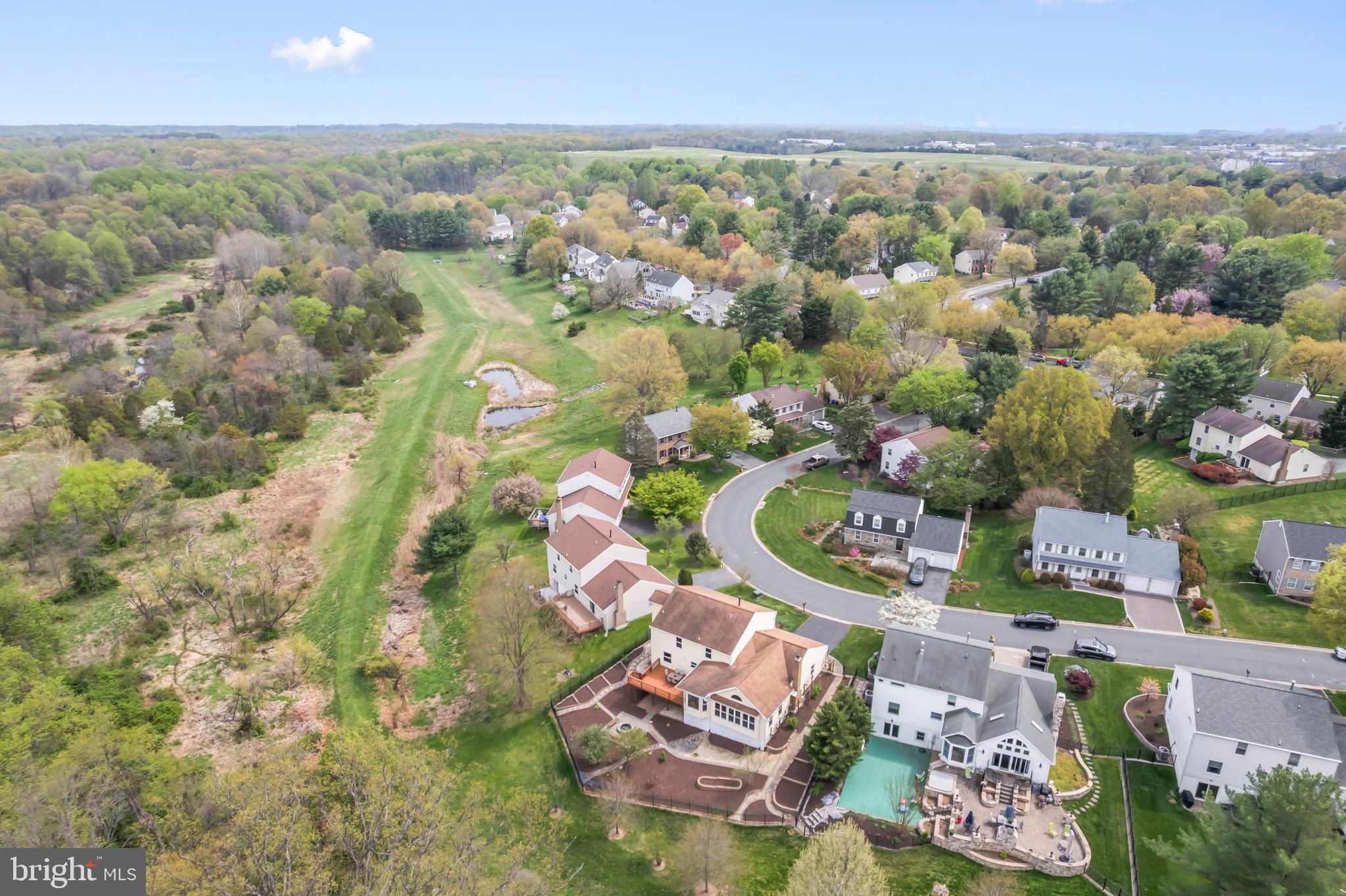 DERWOOD STATION - Residential