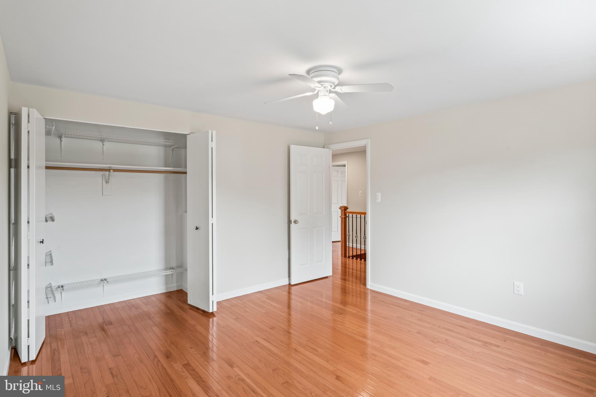 DERWOOD STATION - Residential