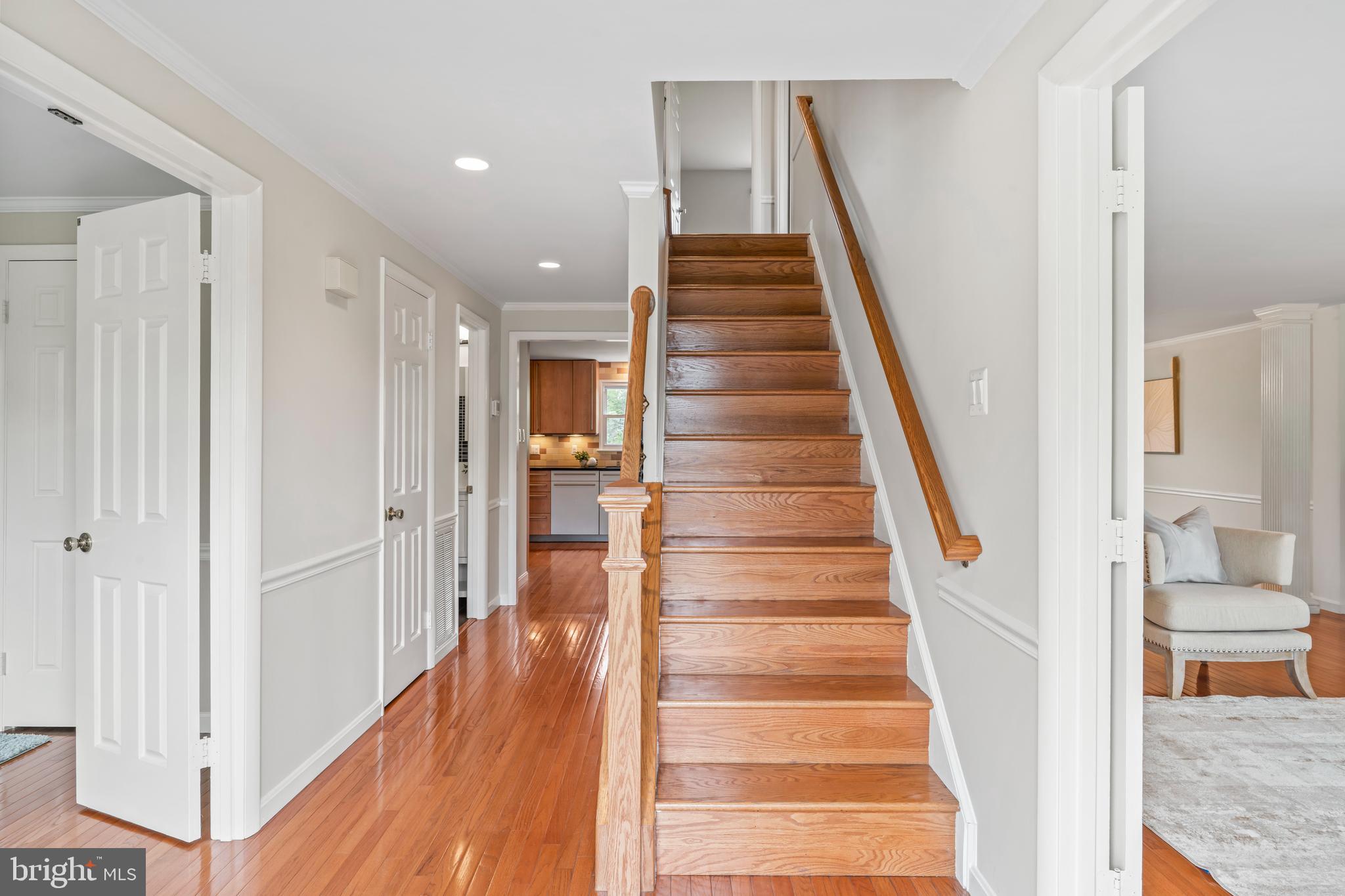 DERWOOD STATION - Residential