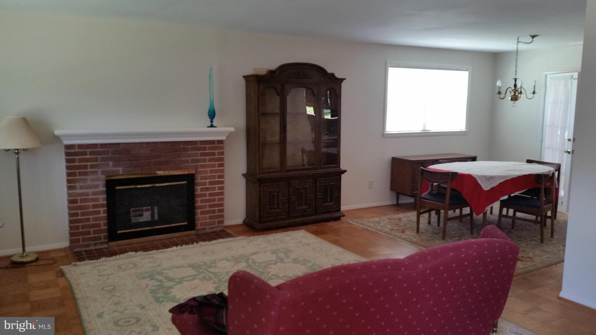 NORTH SPRINGFIELD - Residential