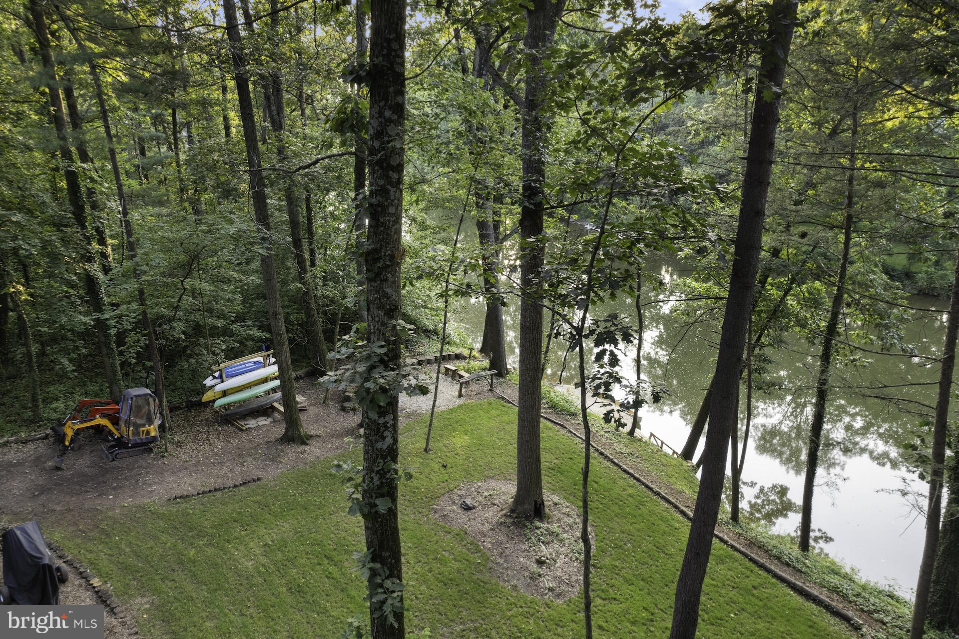 DICKS DAM AREA - Residential