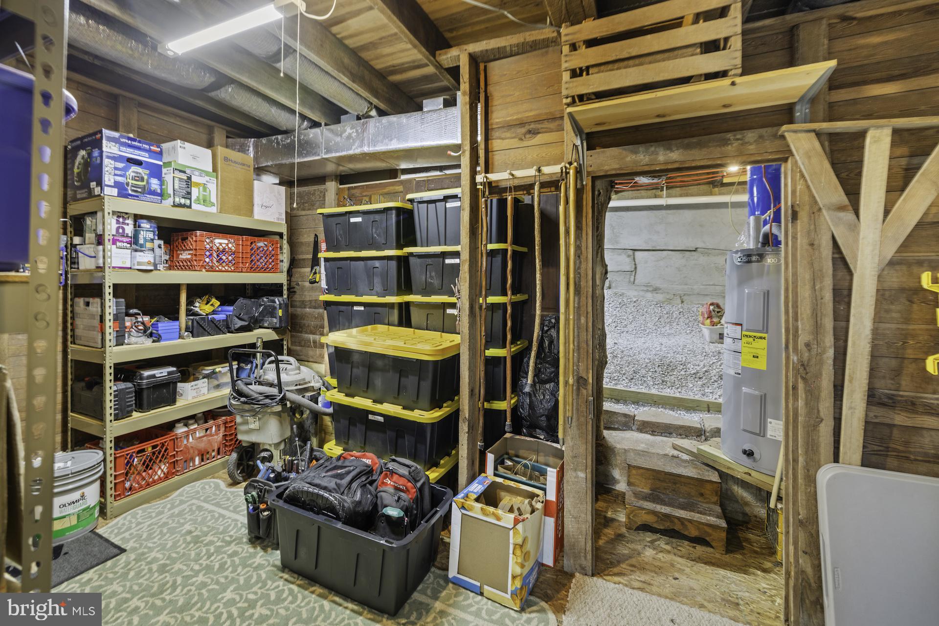 DICKS DAM AREA - Residential