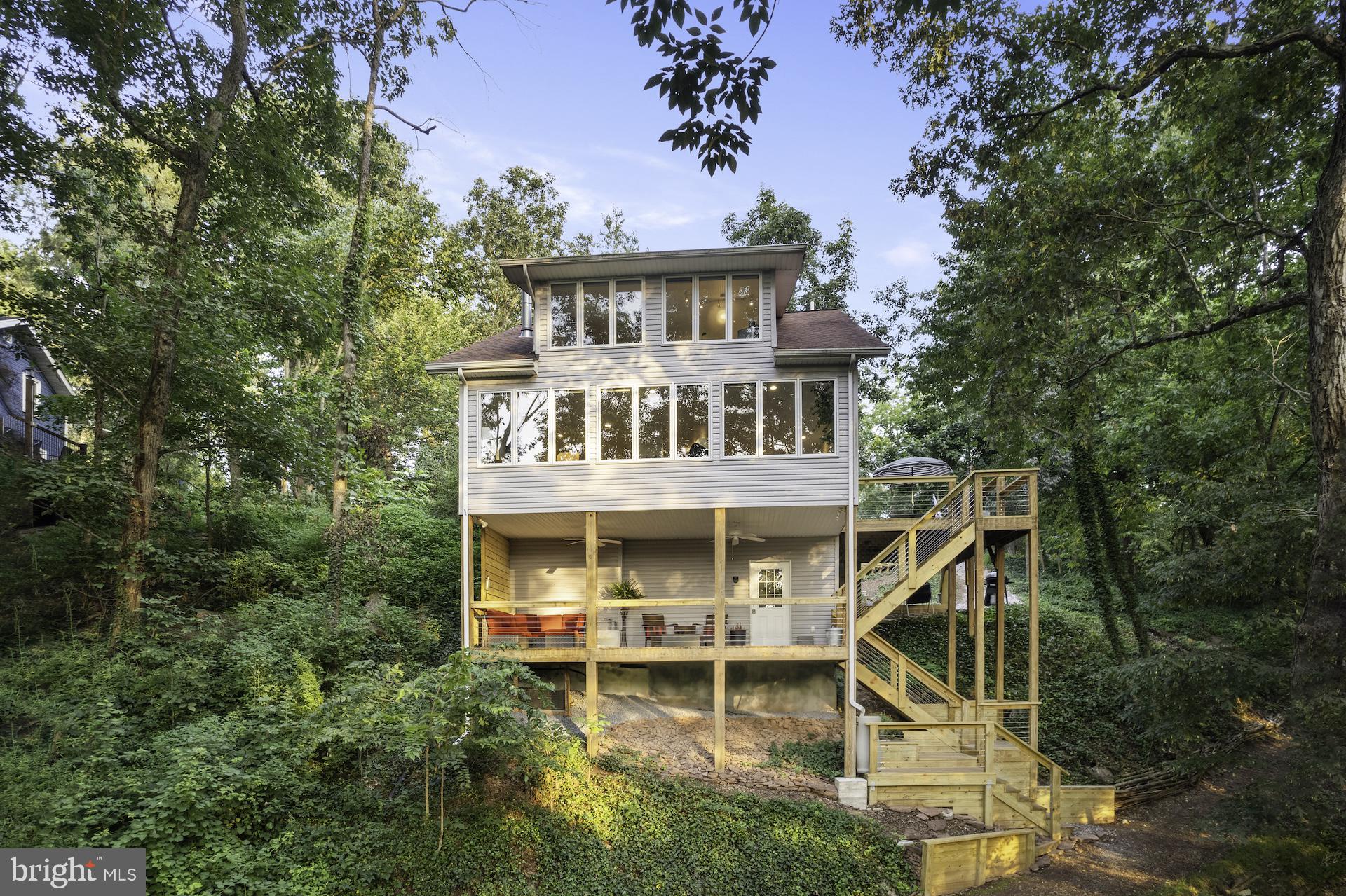 DICKS DAM AREA - Residential