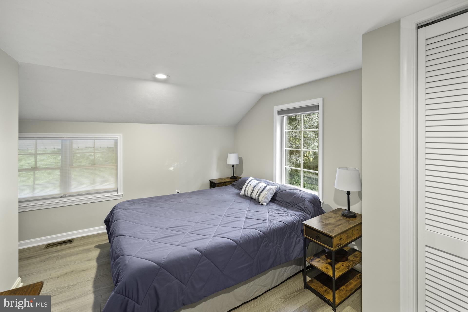 DICKS DAM AREA - Residential