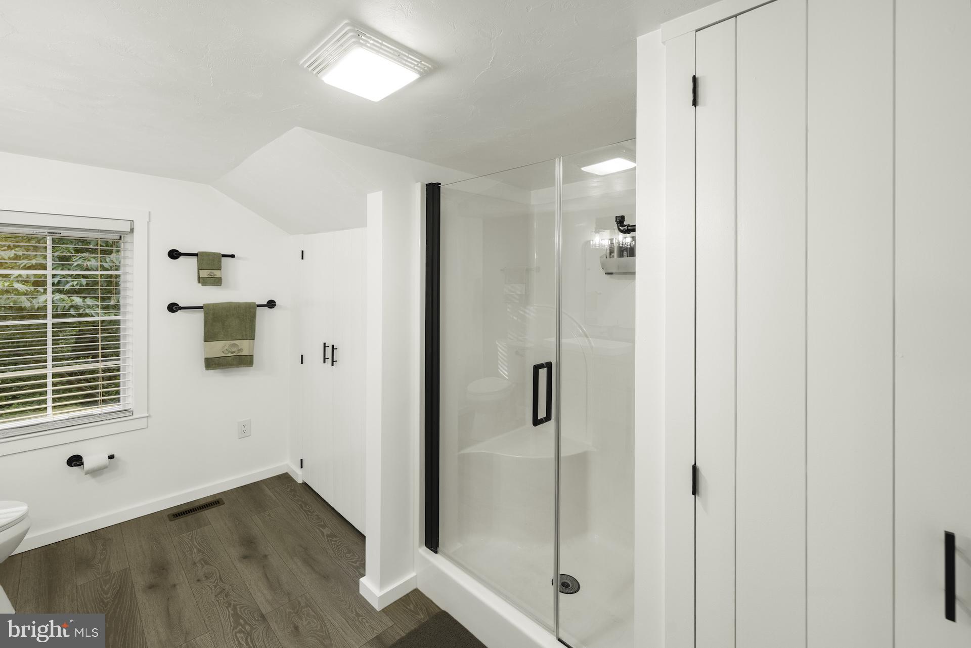 DICKS DAM AREA - Residential