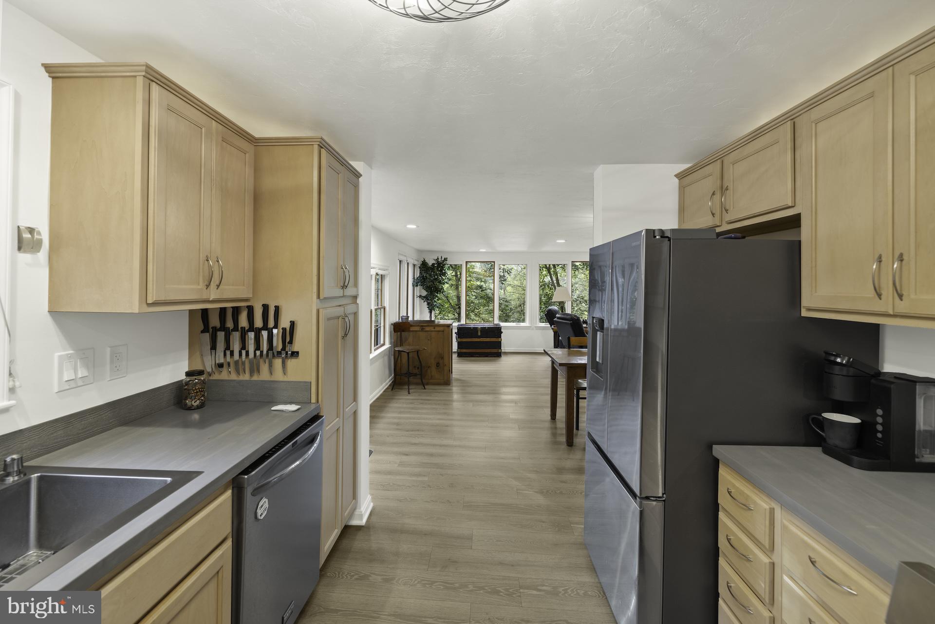 DICKS DAM AREA - Residential