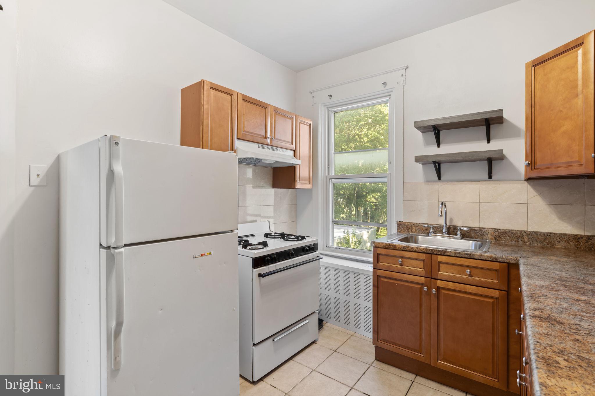 COLLINGDALE - Residential Lease