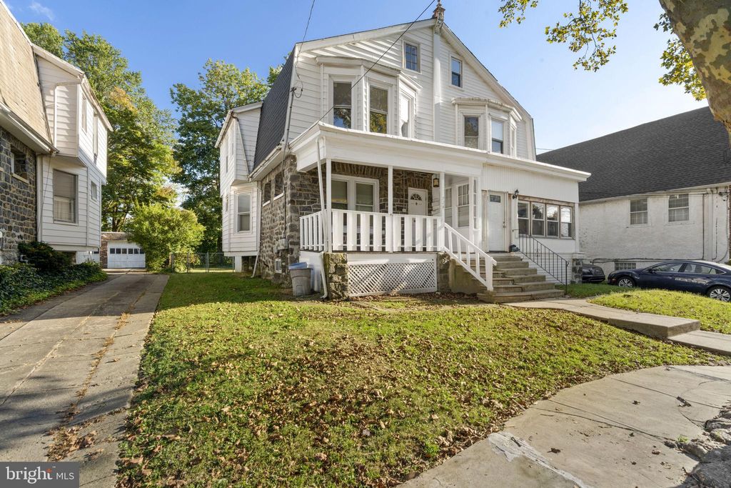 Photo of 724 Ash Avenue #2, COLLINGDALE, PA 19023 (MLS # PADE2100748)