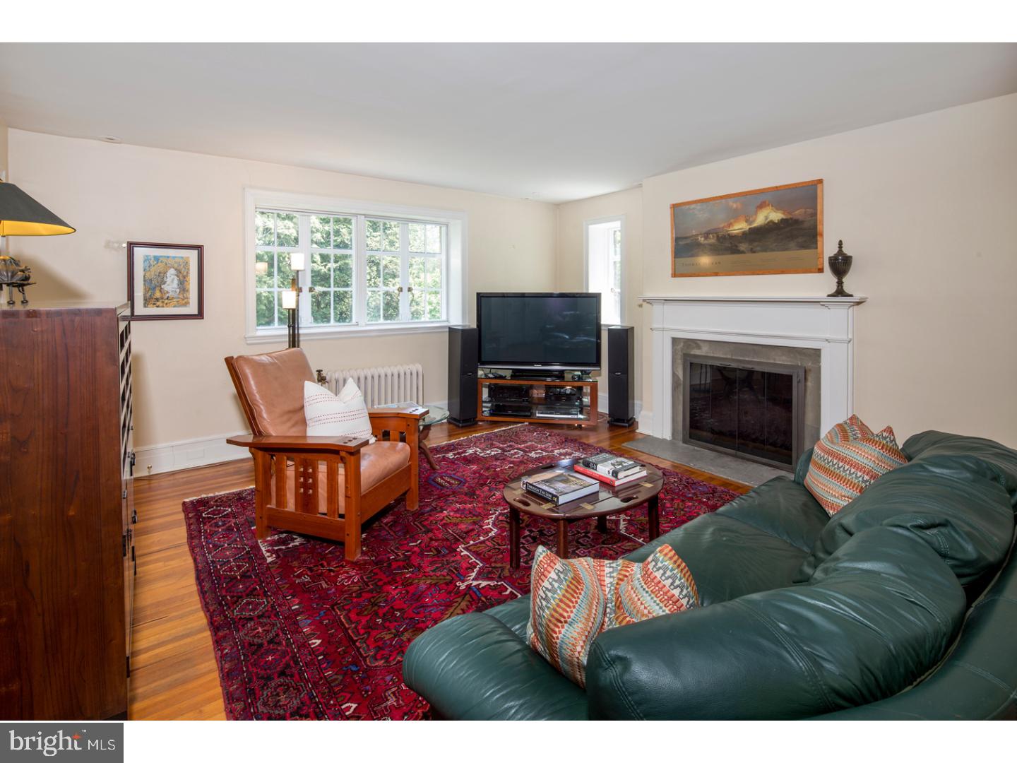 CHESTNUT HILL - Residential