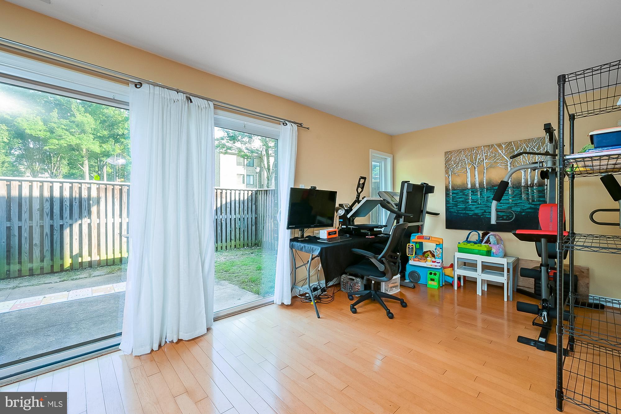 CROSS FOX - Residential