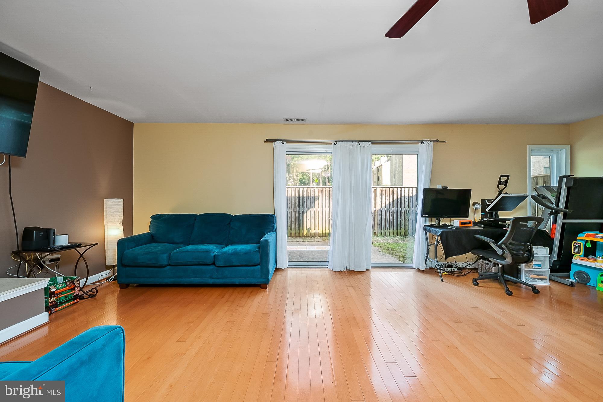 CROSS FOX - Residential