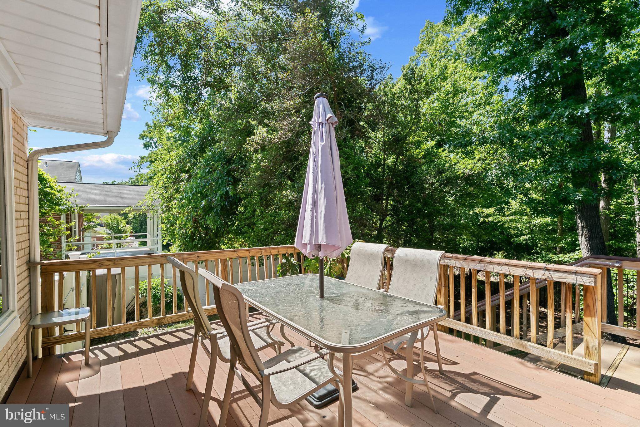 COLLEGE PARK WOODS - Residential