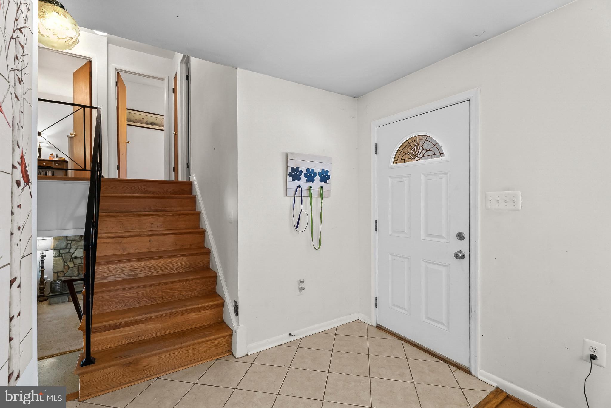 COLLEGE PARK WOODS - Residential
