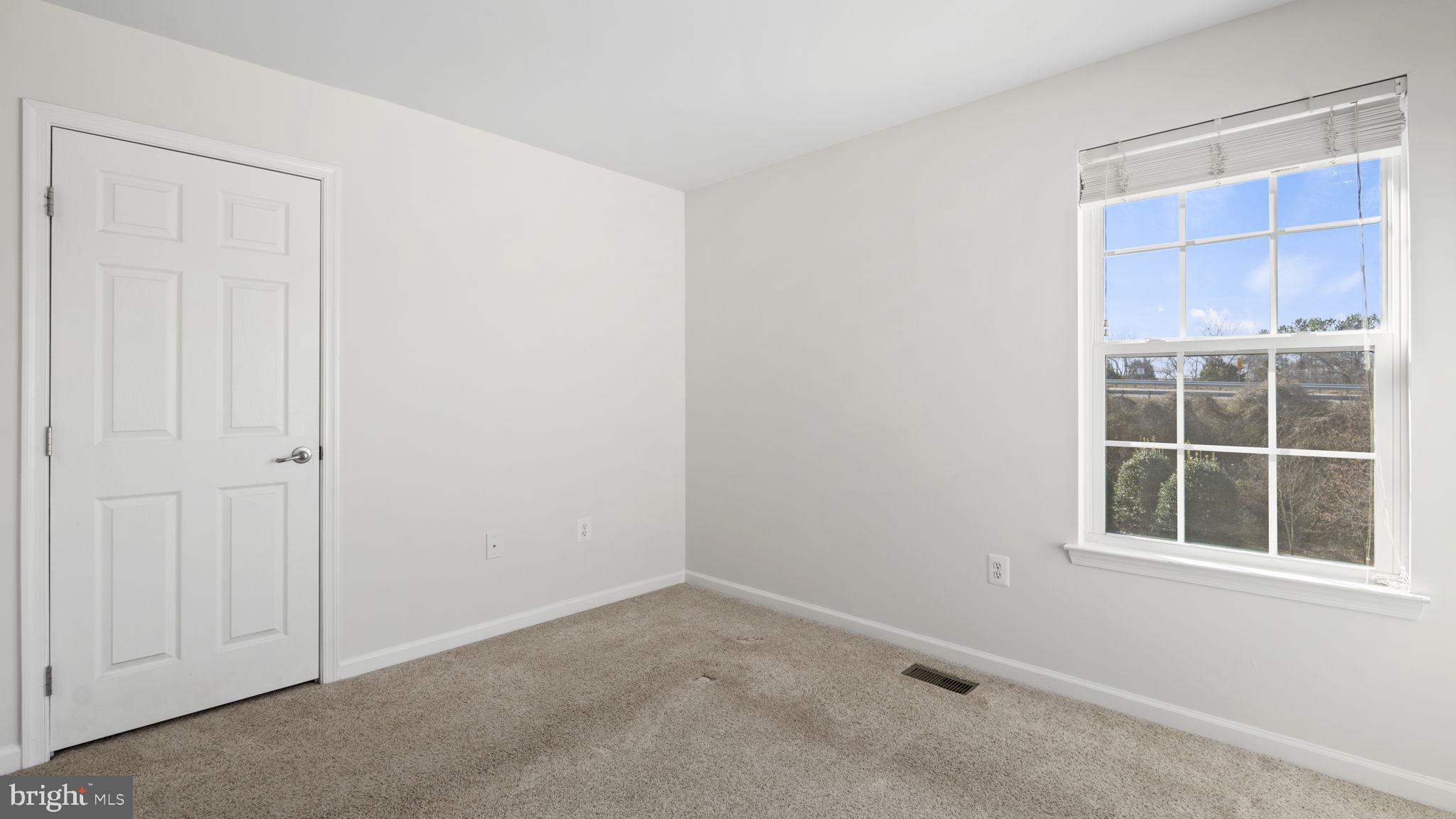 ELIZABETH'S CROSSING - Residential