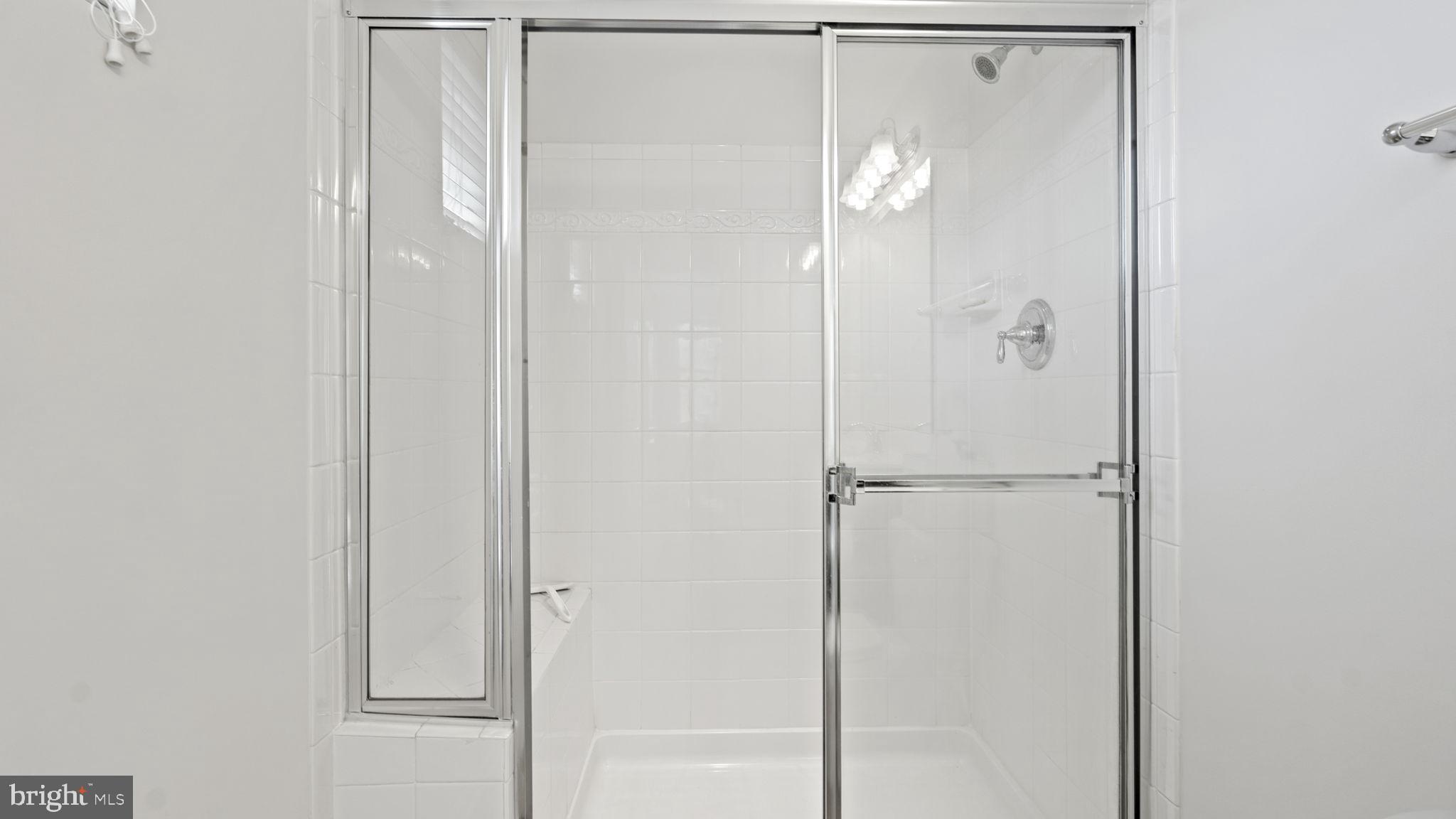 ELIZABETH'S CROSSING - Residential