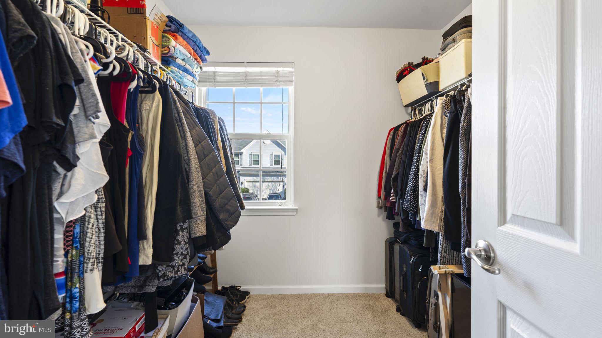 ELIZABETH'S CROSSING - Residential