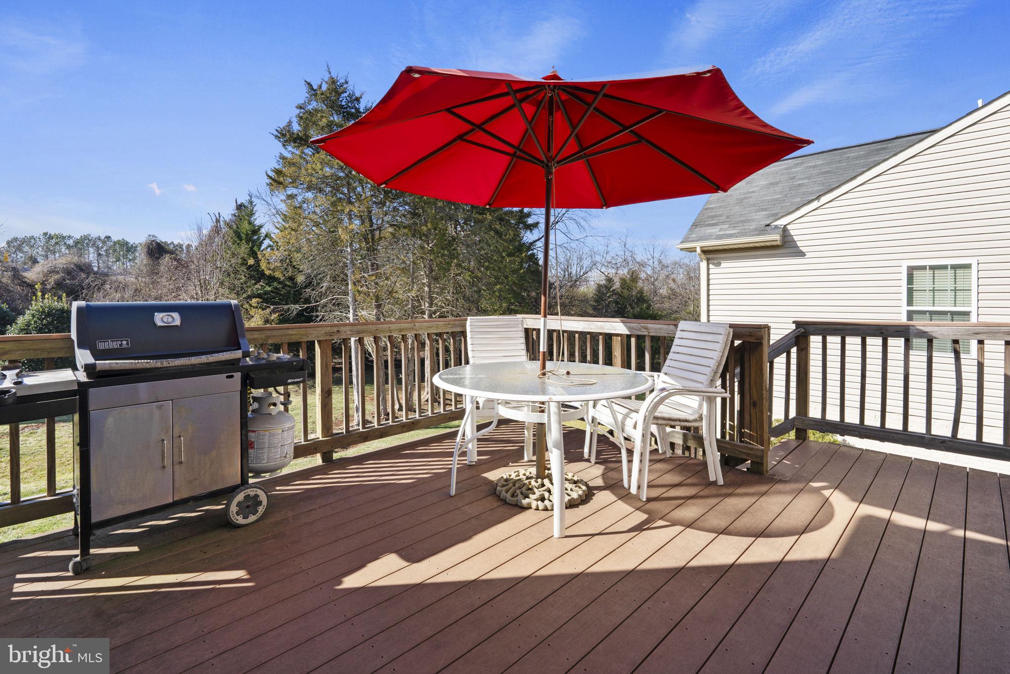 ELIZABETH'S CROSSING - Residential