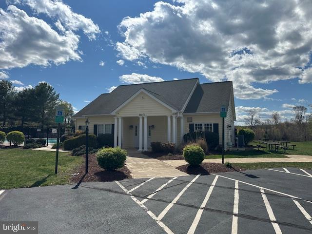 SOMERSET - Residential