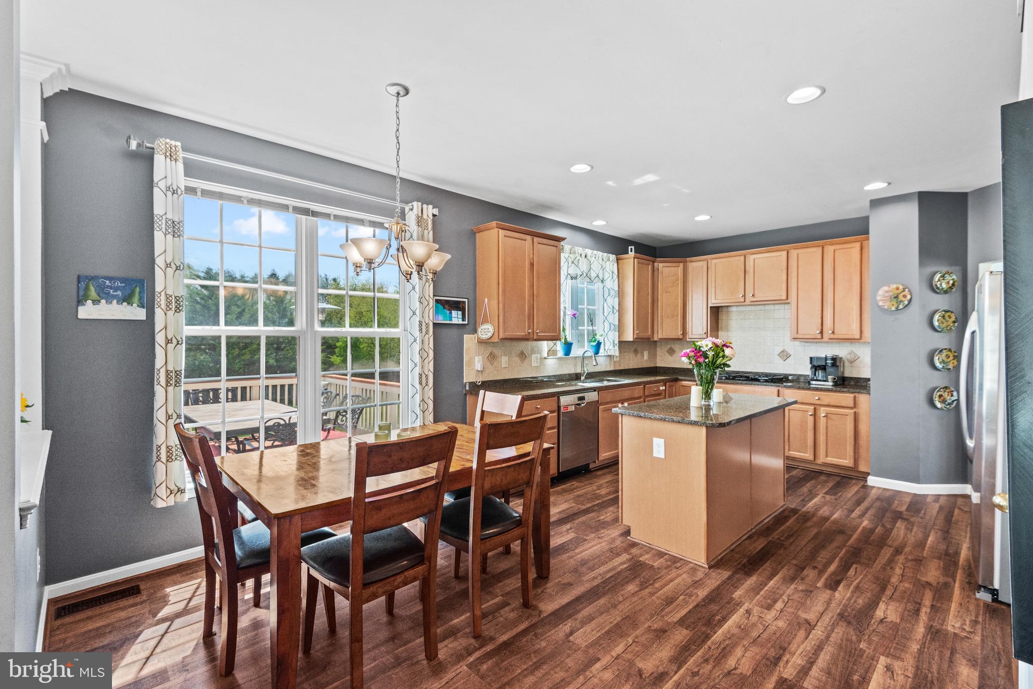 SOMERSET - Residential