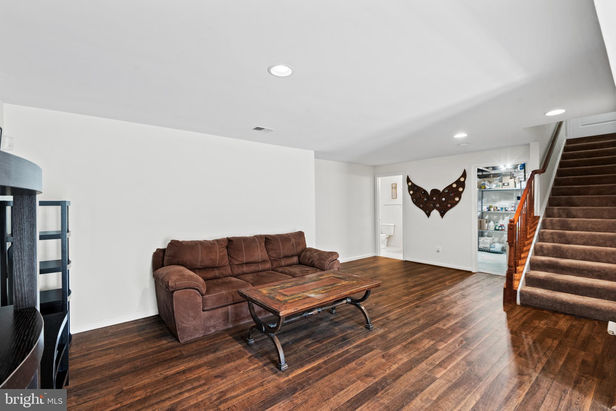 SOMERSET - Residential