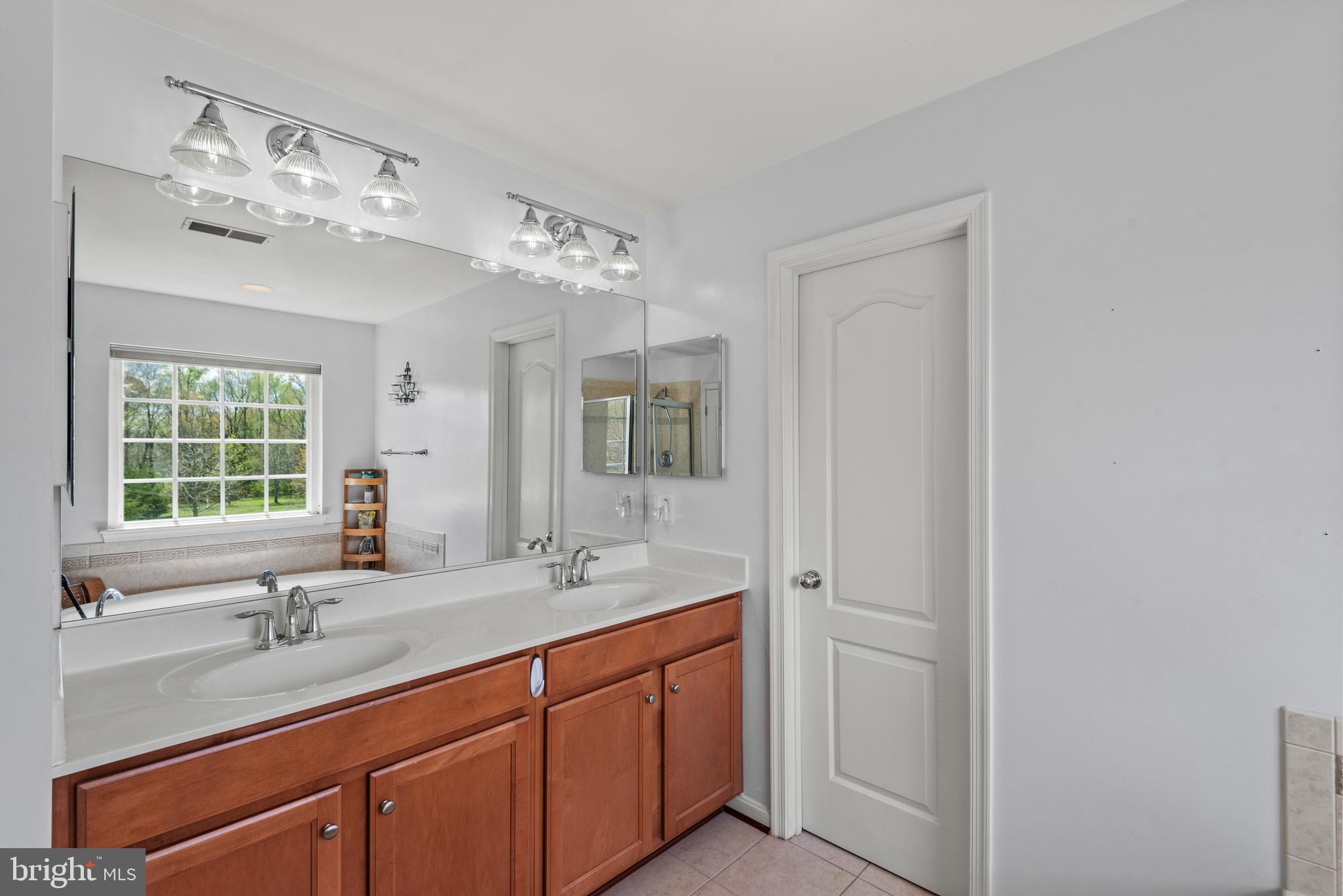 SOMERSET - Residential