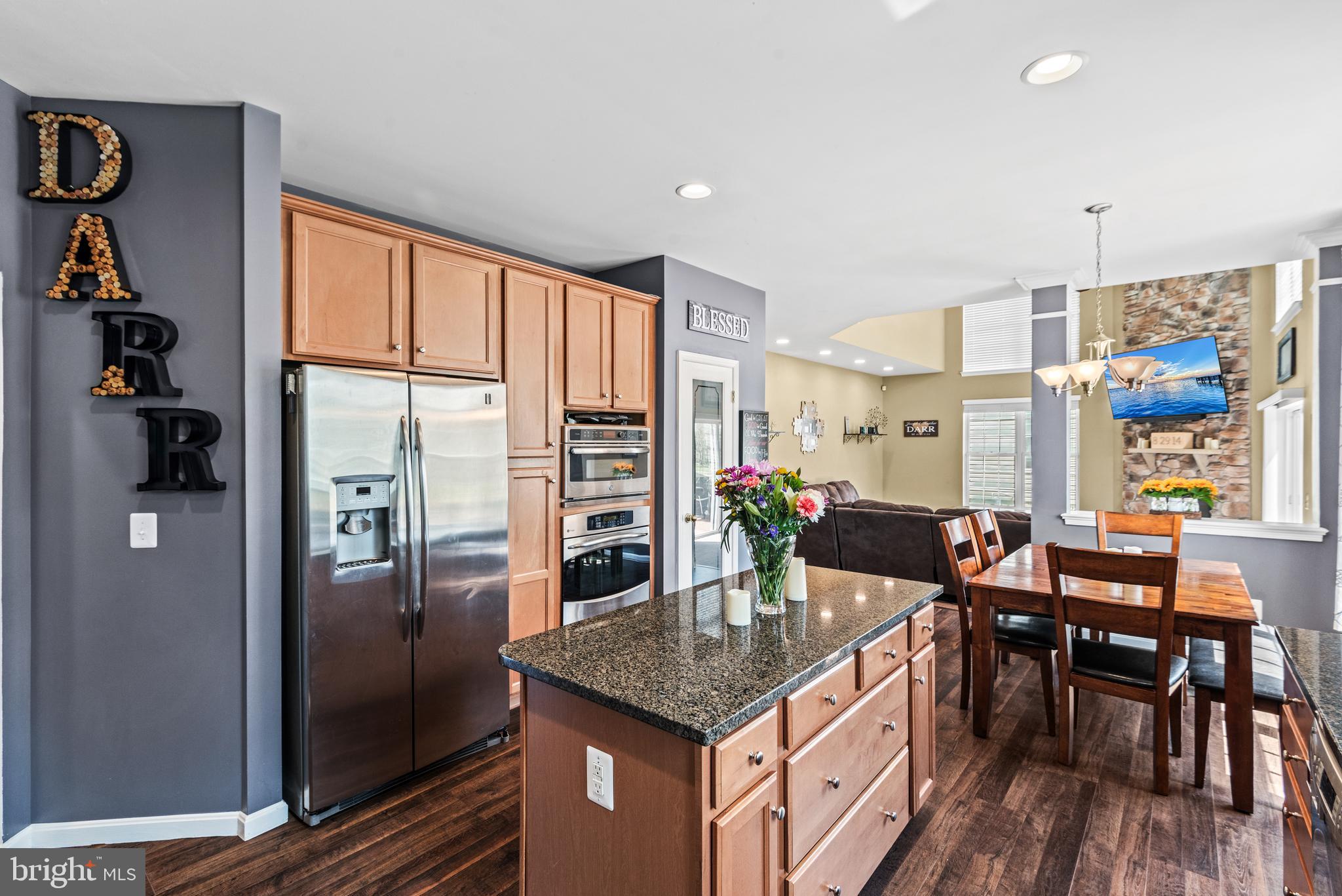 SOMERSET - Residential