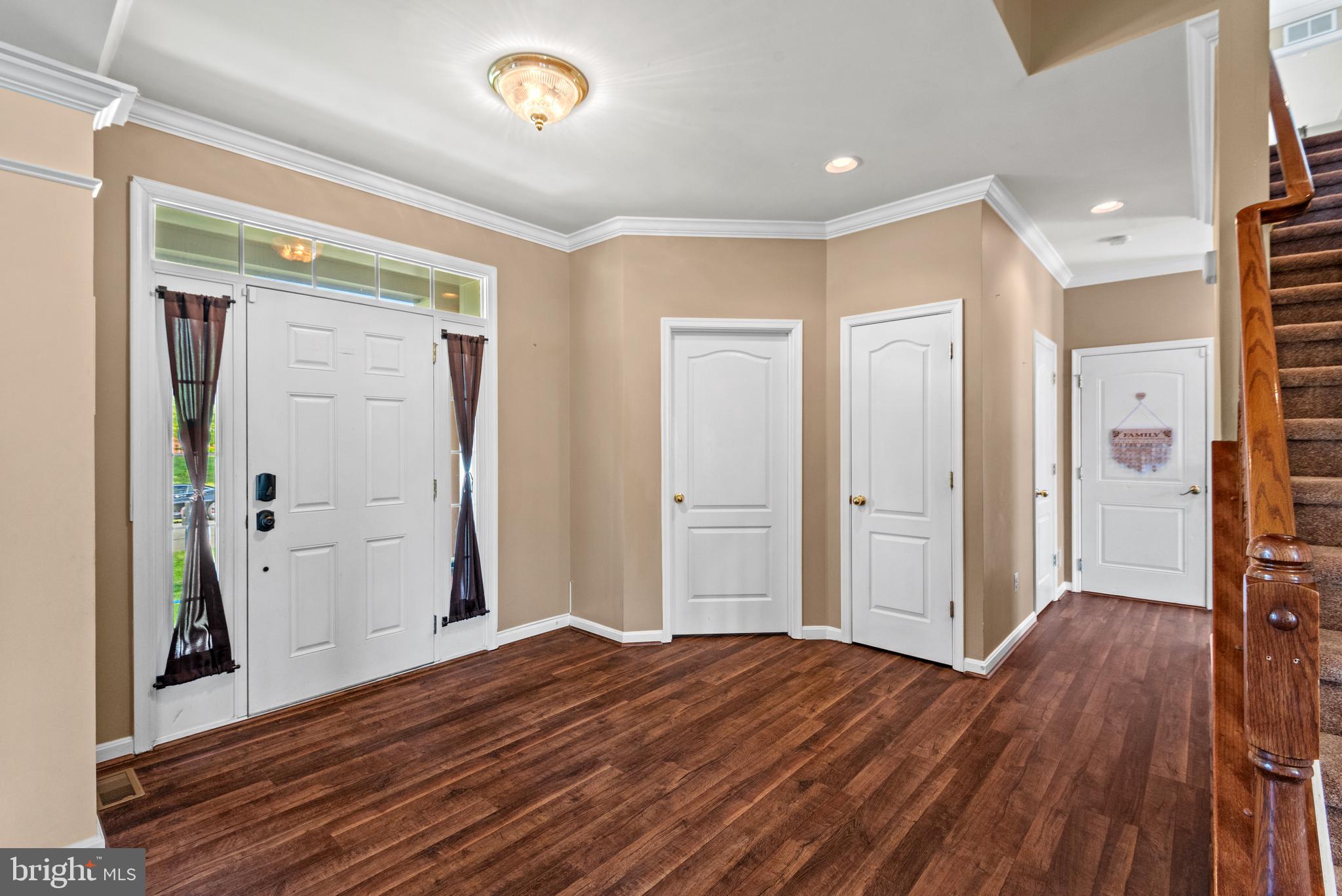 SOMERSET - Residential