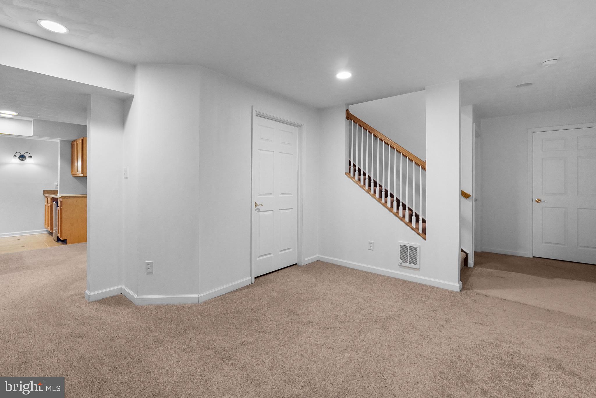 WILNA VILLAGE - Residential