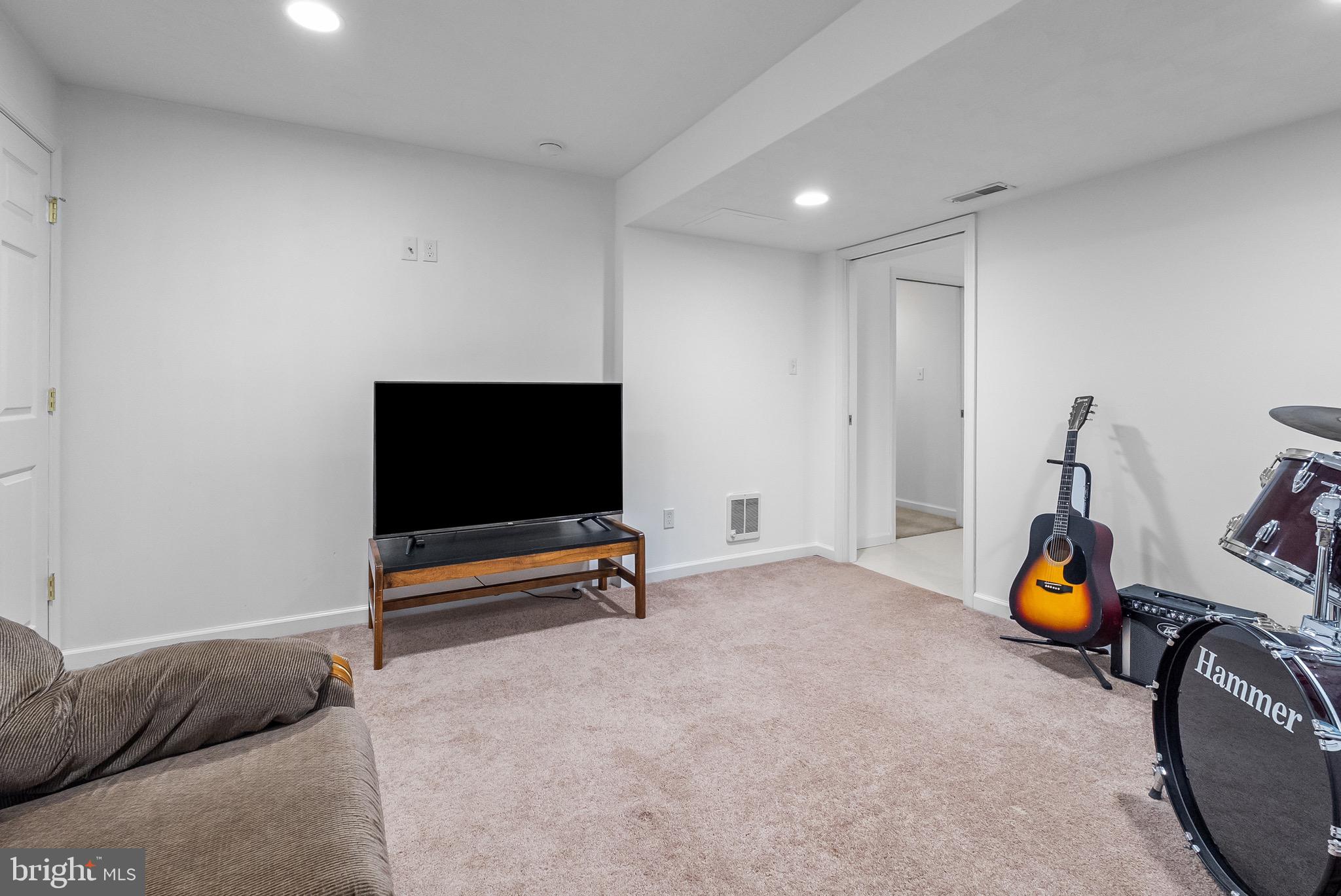 WILNA VILLAGE - Residential