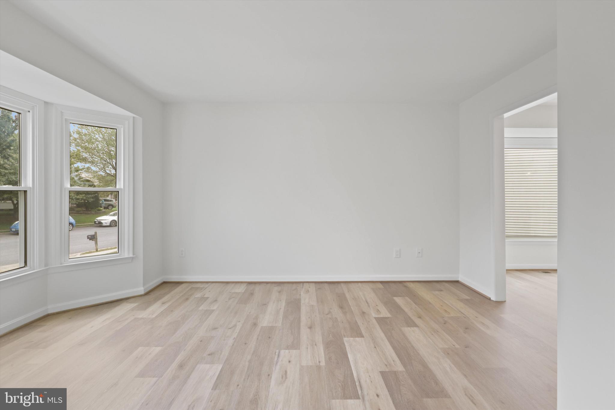 LANDSDOWNE - Residential Lease