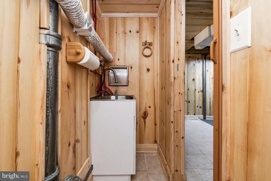 RODGERS FORGE - Residential