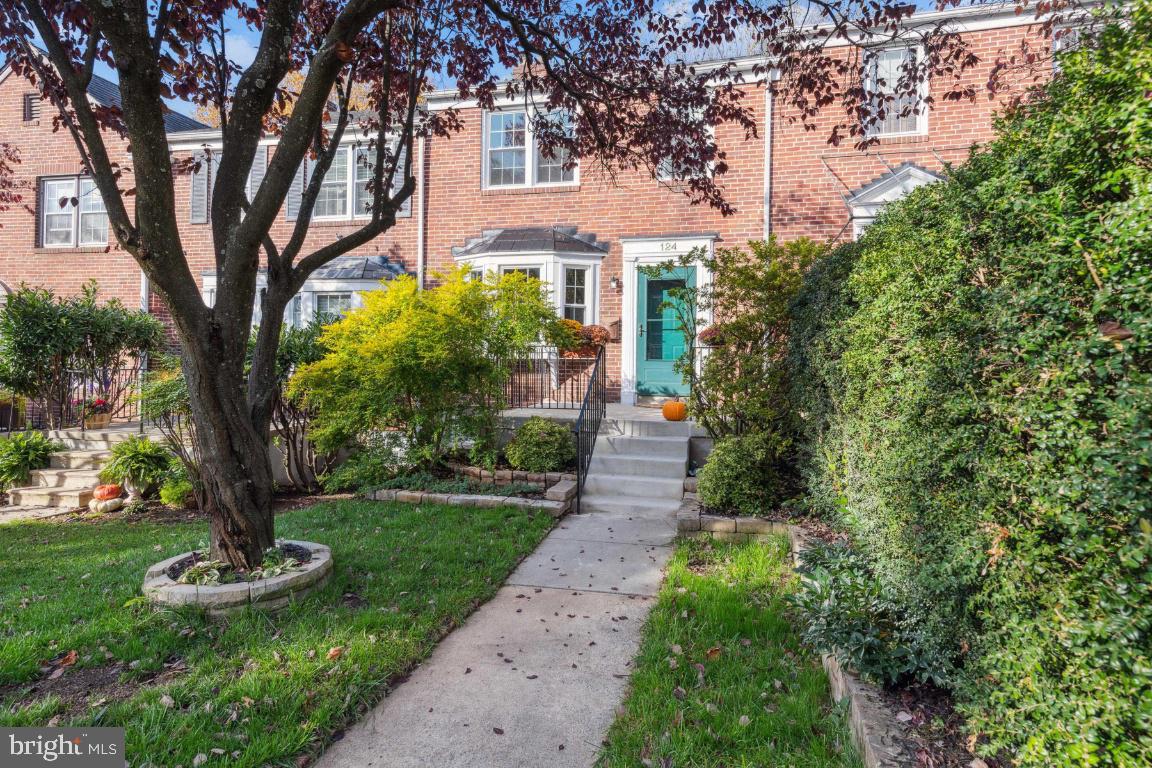 RODGERS FORGE - Residential