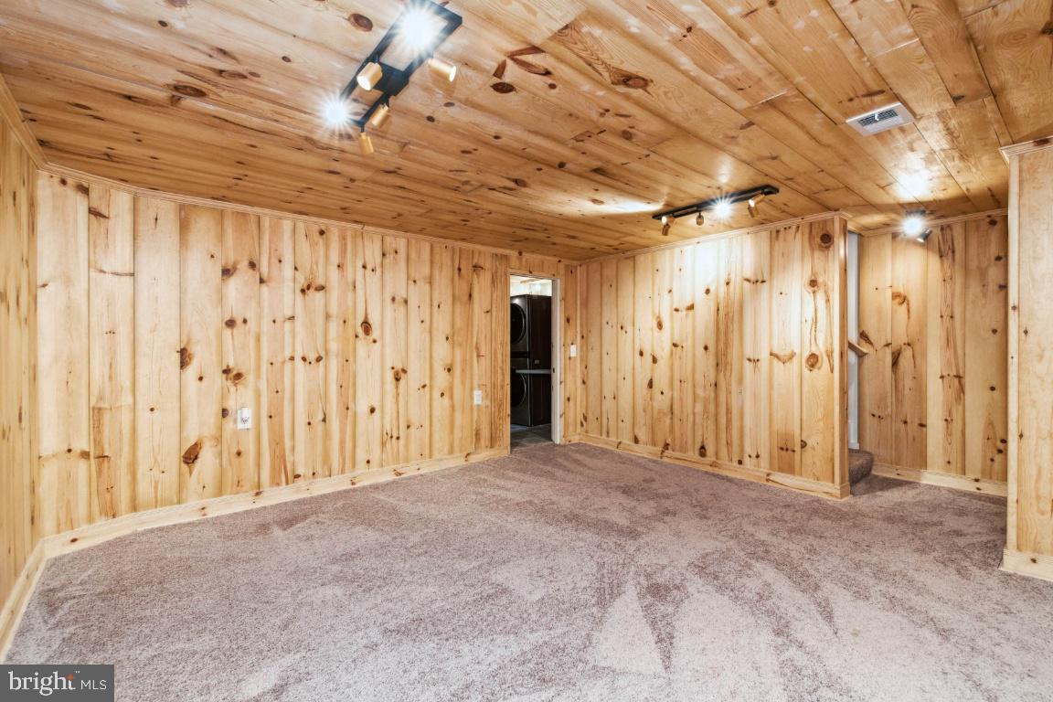 RODGERS FORGE - Residential