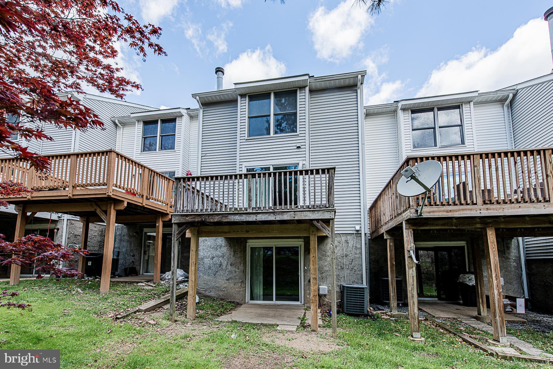 ELLICOTT MEADOWS - Residential Lease