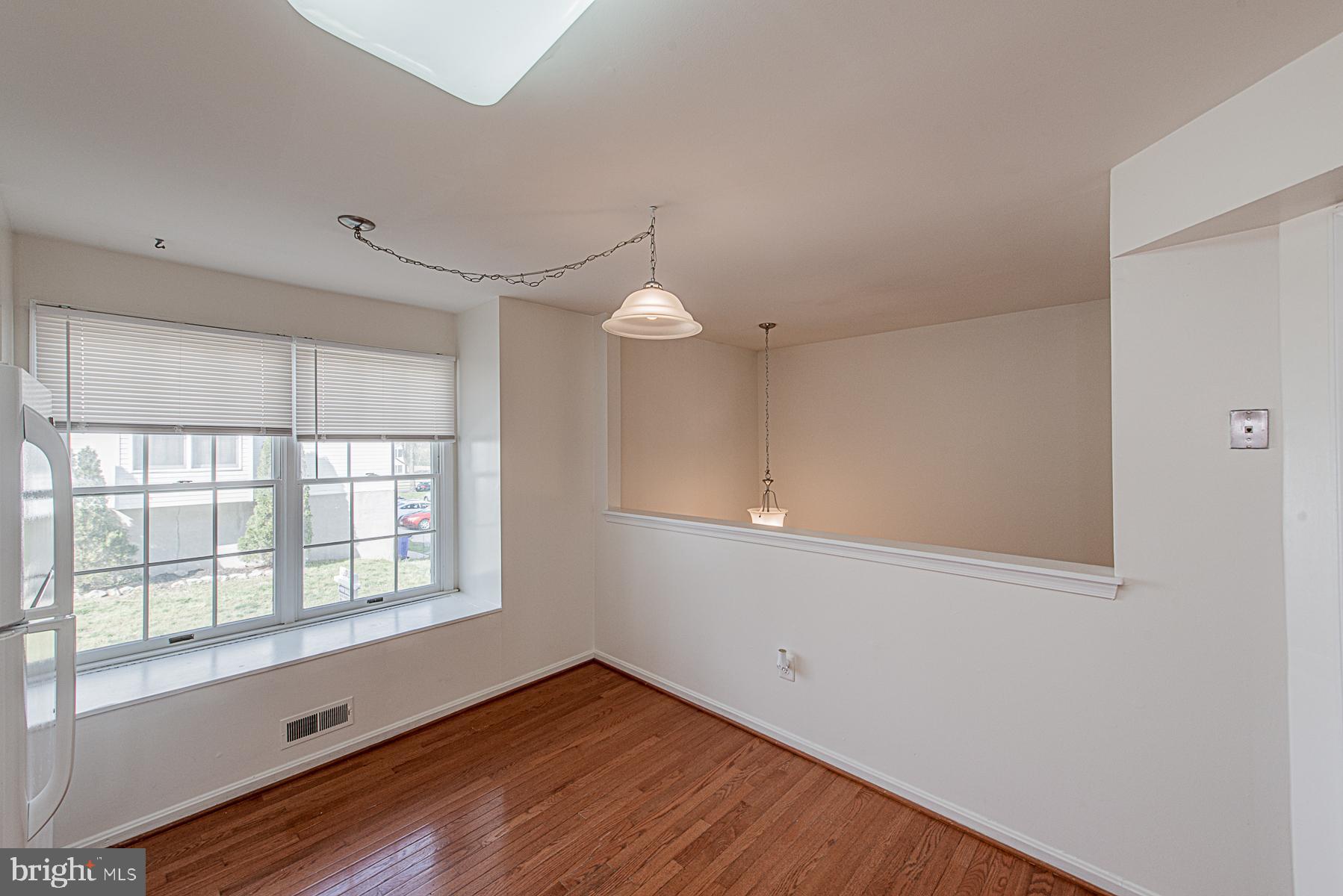 ELLICOTT MEADOWS - Residential Lease