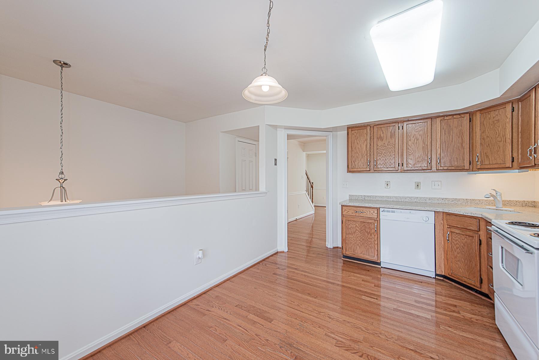 ELLICOTT MEADOWS - Residential Lease