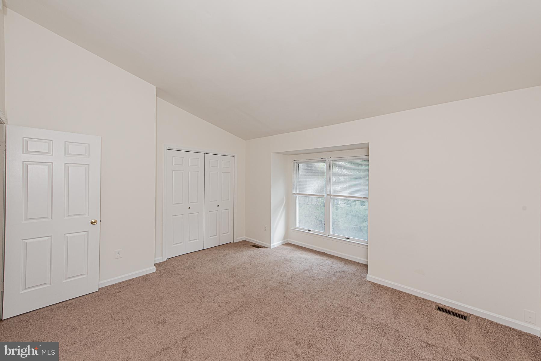 ELLICOTT MEADOWS - Residential Lease