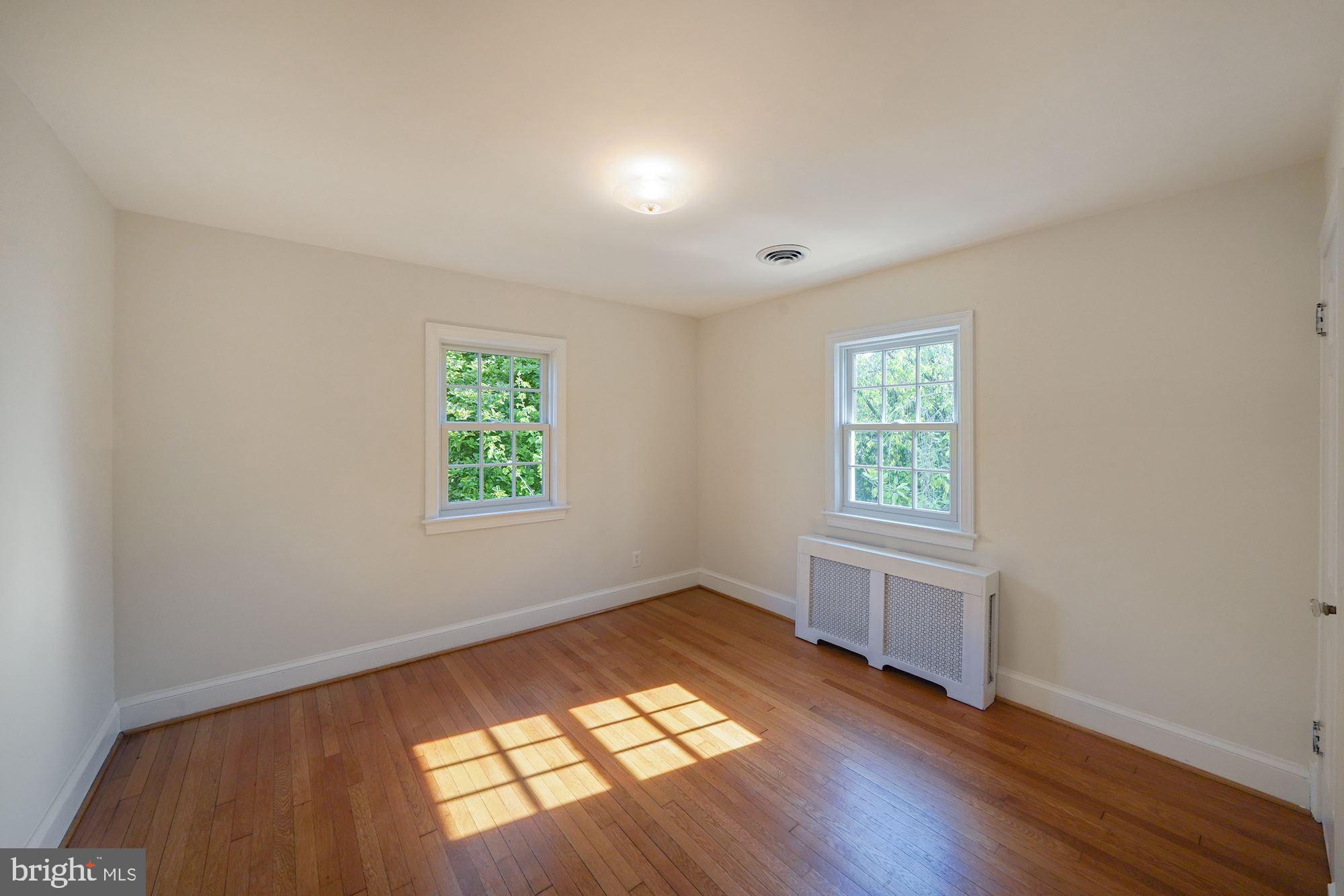 BATTERY PARK - Residential