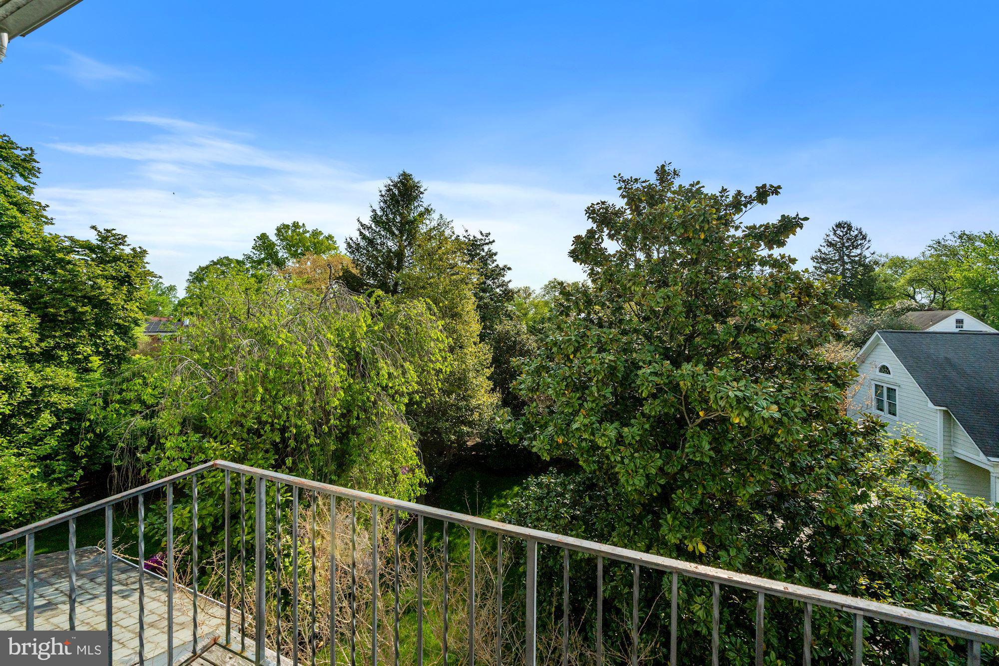 BATTERY PARK - Residential