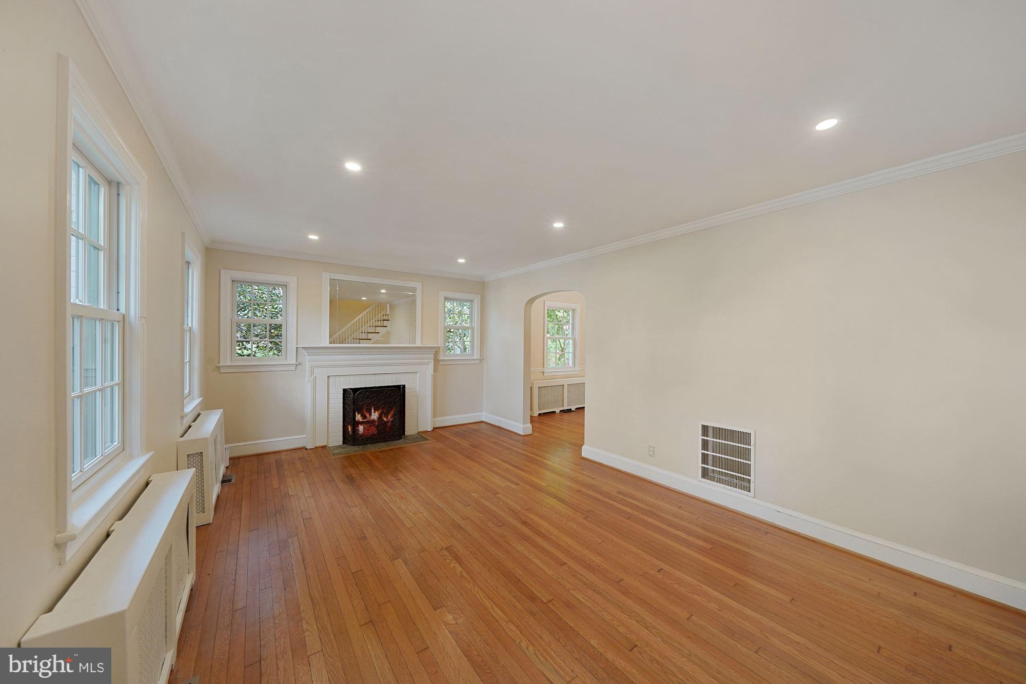 BATTERY PARK - Residential