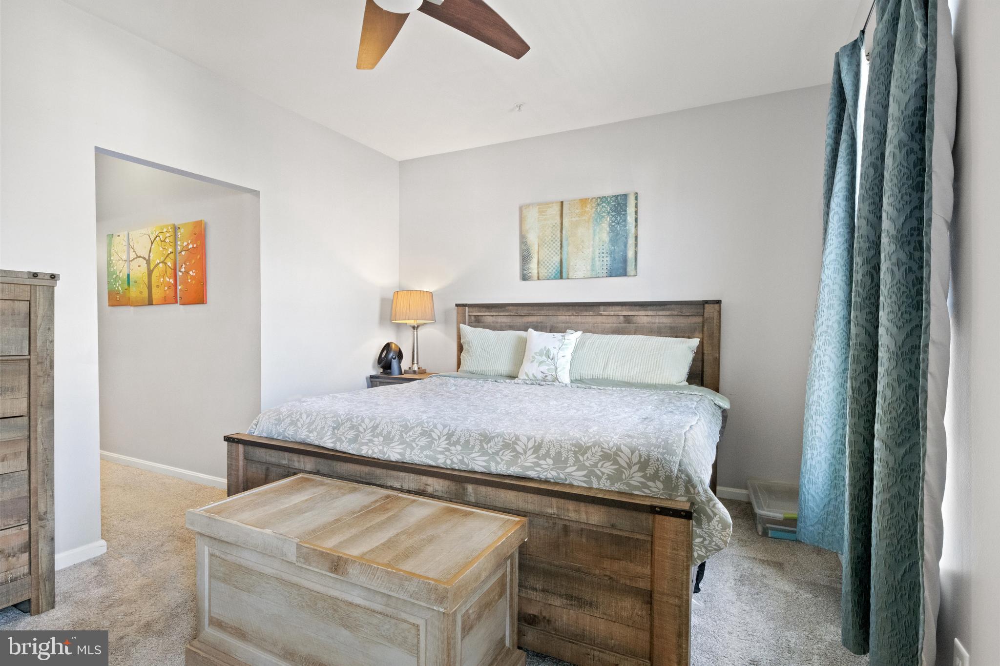 HOLLINGTON - Residential